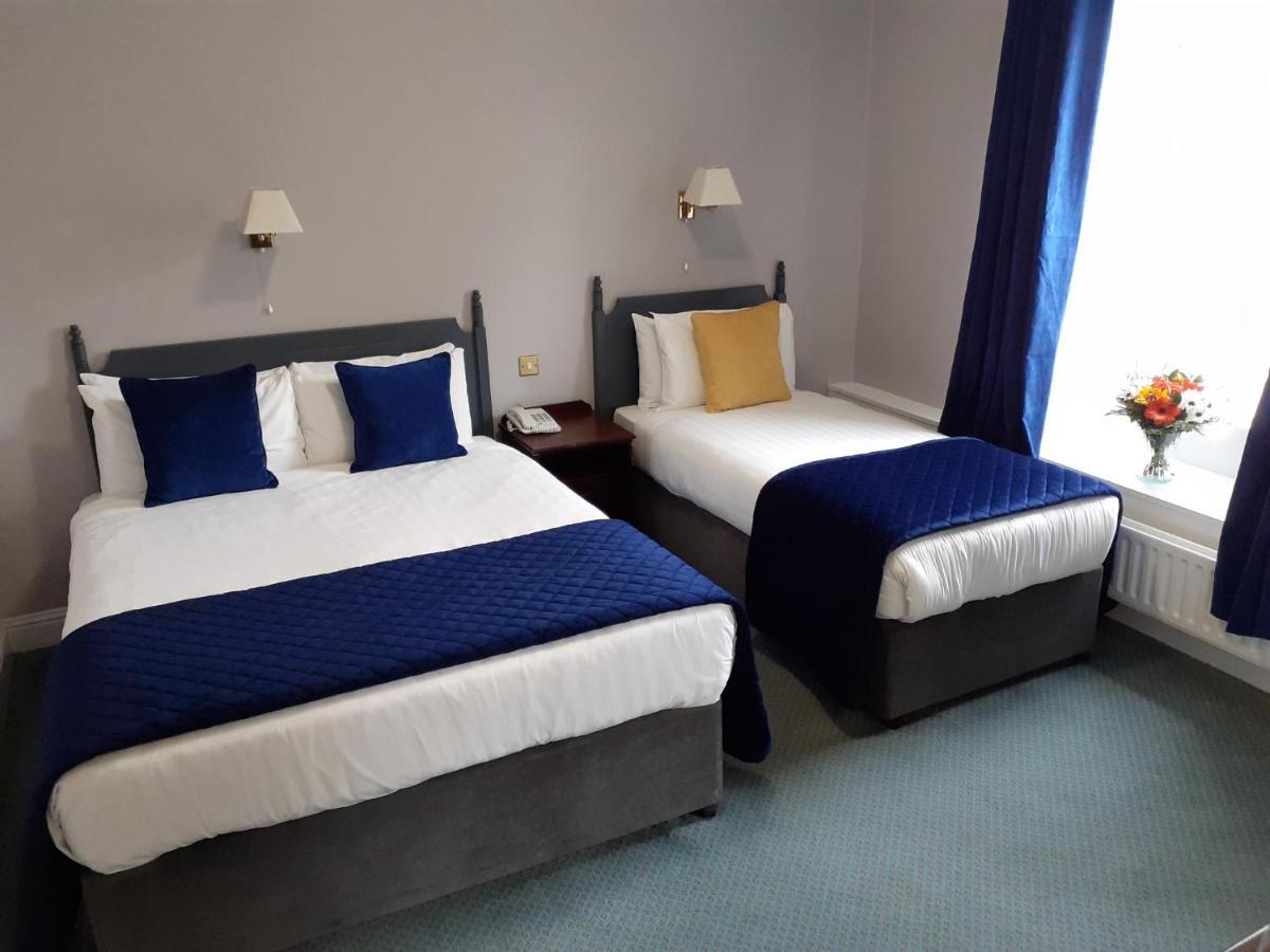 קוב Commodore Hotel מראה חיצוני תמונה