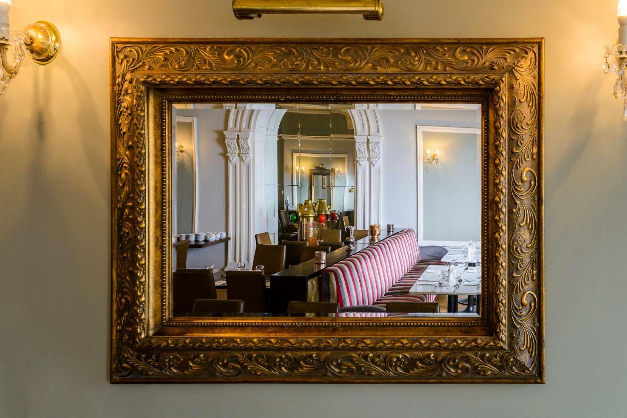 קוב Commodore Hotel מראה חיצוני תמונה